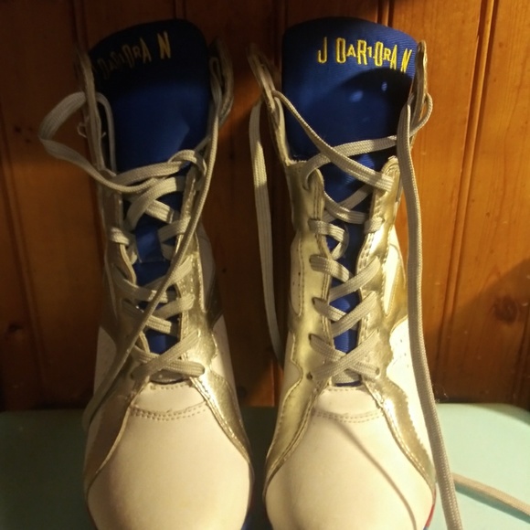 Jordan air 23 red and blue size 5.5 - Picture 2 of 7